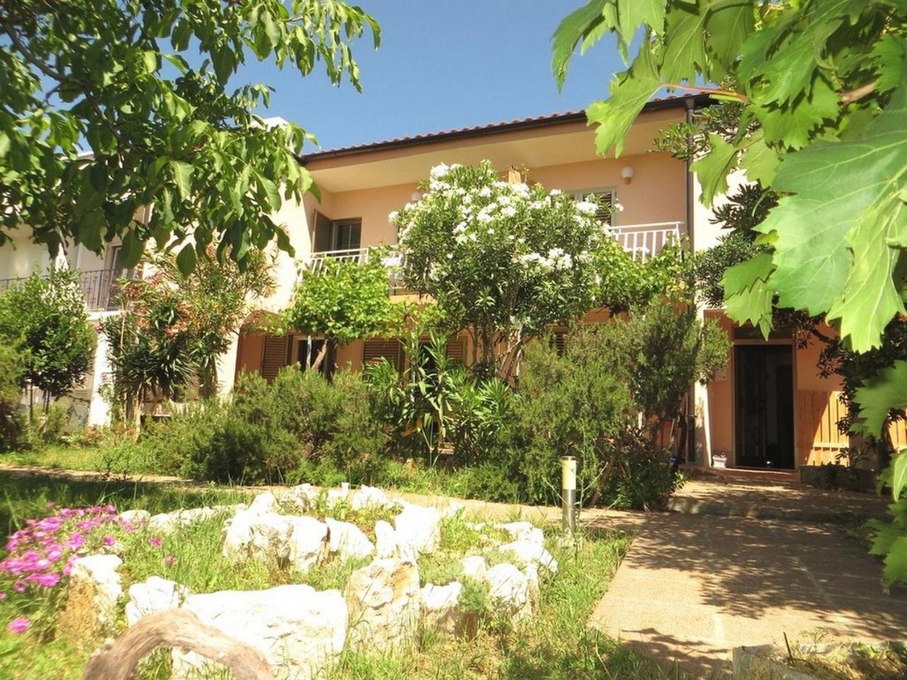 Apartment And Rooms Kristina Baška Dış mekan fotoğraf